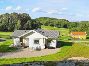 4 star holiday home in LJUNGSKILE, Ljungskile